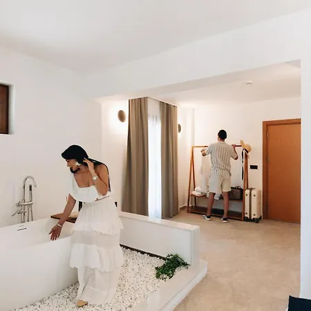 Gazde/Camere de închiriat Bk